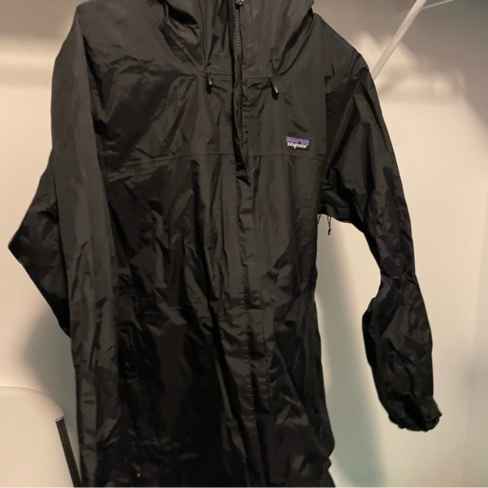 Patagonia Rain Coat NWOT